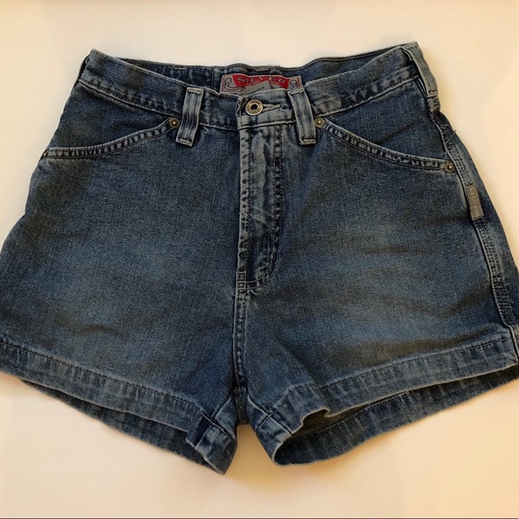 SOLD Silver Jeans vintage jean shorts sz. 28 - Picture 3 of 3